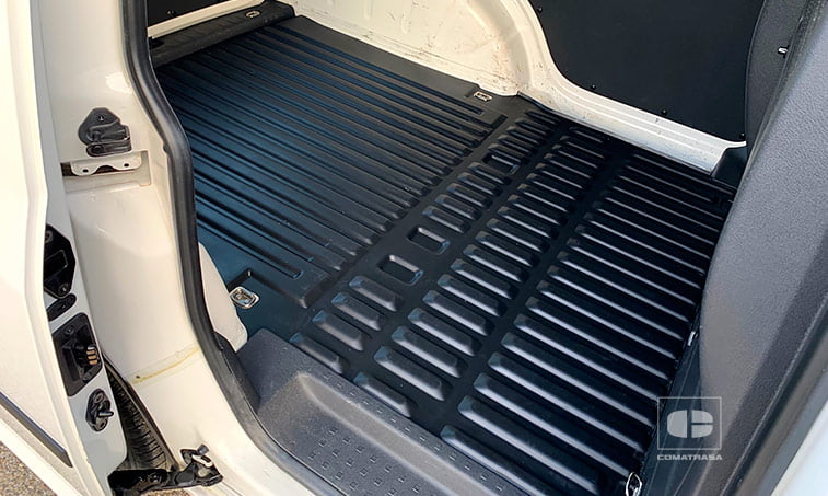 interior zona de carga Volkswagen Caddy 1.6 TDI 75 CV Furgoneta