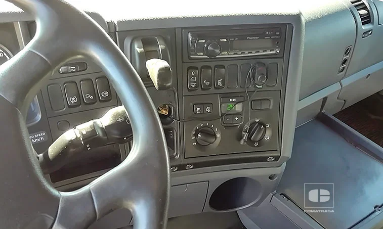 interior Scania R420 LA4X2MNA Cabeza Tractora