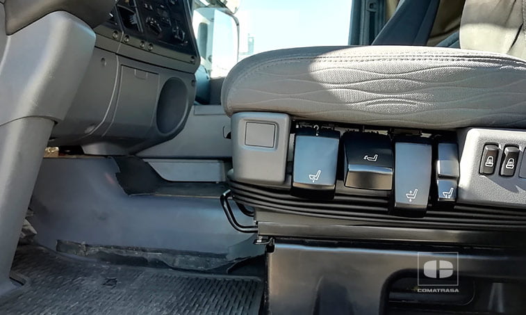 asiento neumatico Scania R420 LA4X2MNA Cabeza Tractora