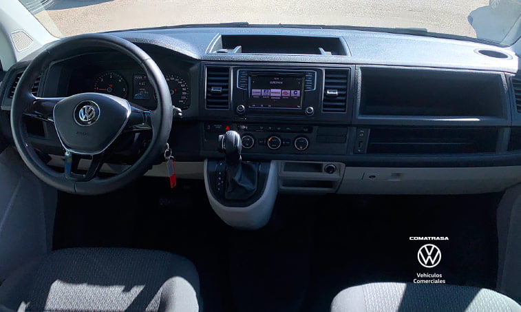 interior Caravelle Trendline DSG 150 CV