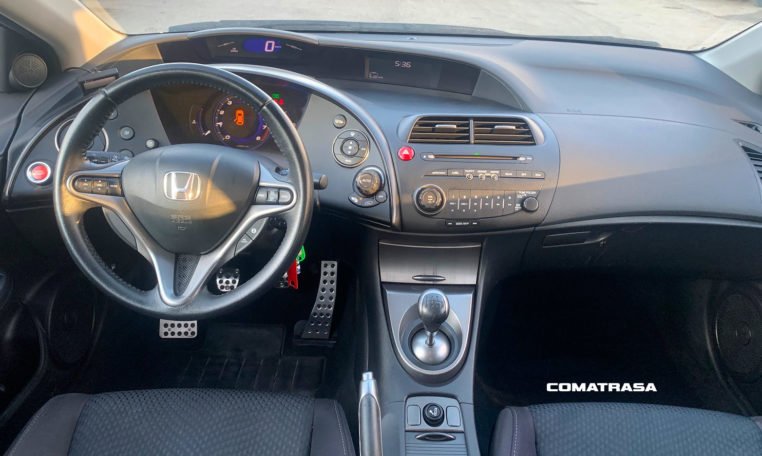 interior Honda Civic 1.4 i-VTEC 99 CV
