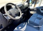 interior Renault Master 35 L3H2 2.3 dCi 150 CV