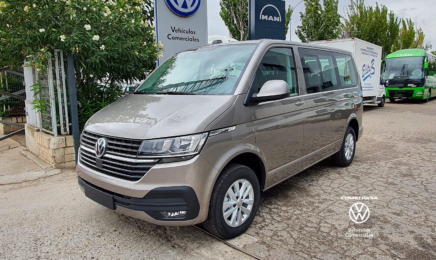 Volkswagen caravelle это минивэн