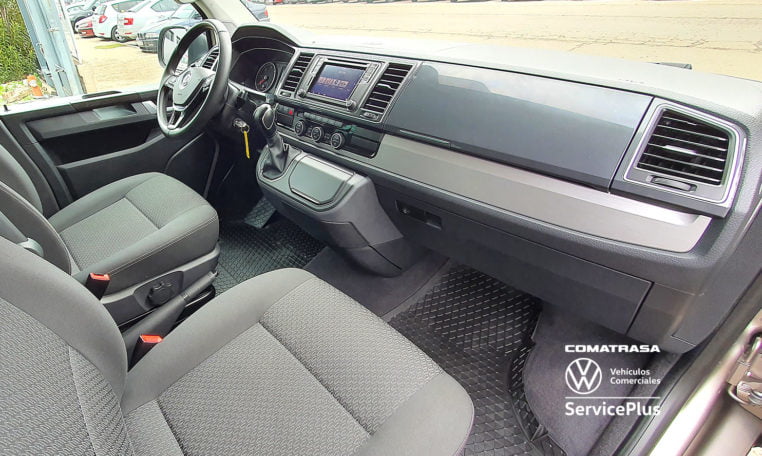 interior Volkswagen Multivan Outdoor DSG