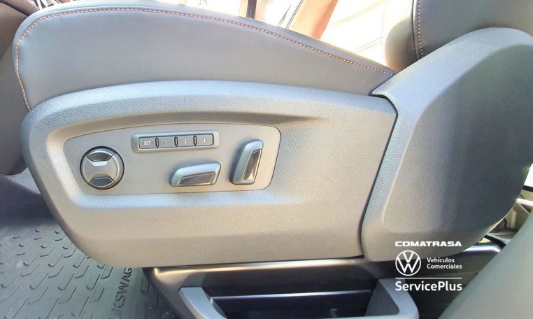 asiento Volkswagen Multivan Premium 6.1 198 CV
