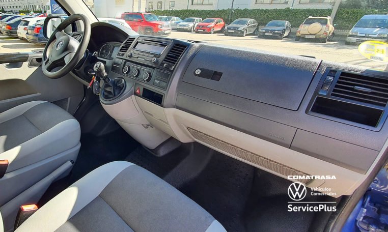 asientos delanteros Volkswagen Transporter T5 114 CV