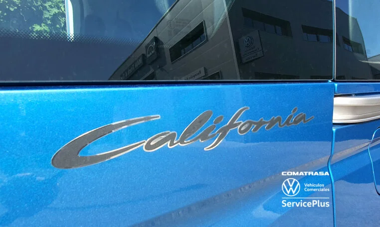 logo Volkswagen Caddy Maxi California