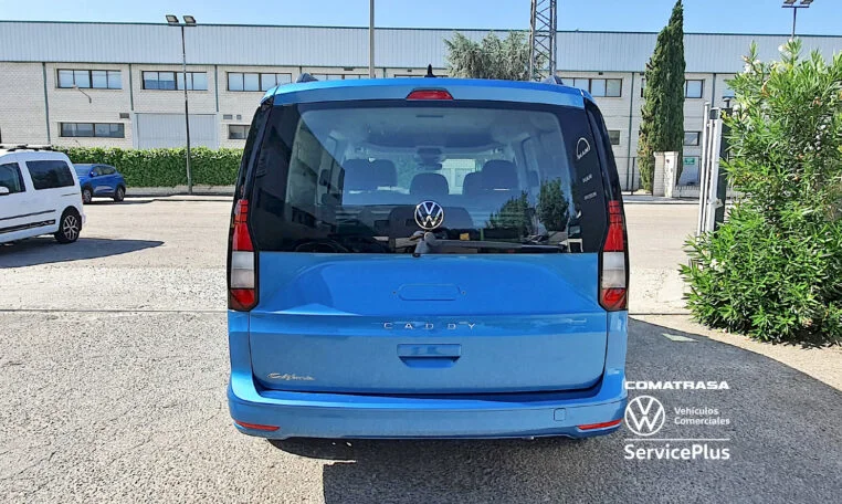 portón Volkswagen Caddy Maxi California
