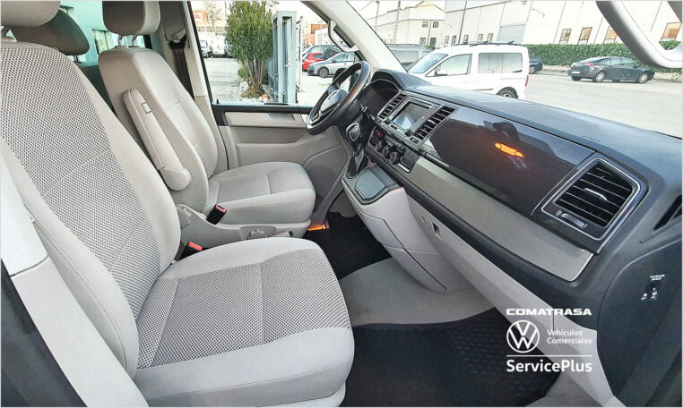 interior Volkswagen California Beach 150 CV DSG