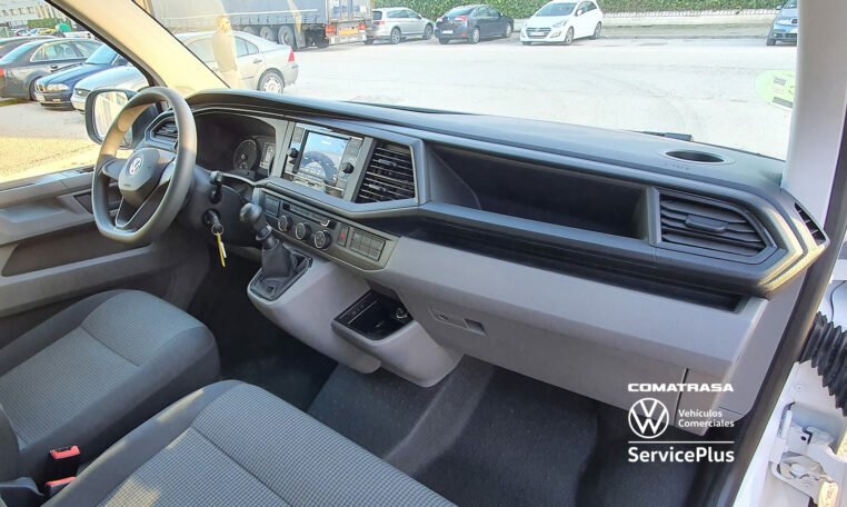 interior Volkswagen Transporter T6.1