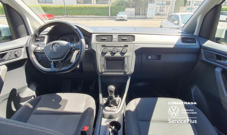 interior Volkswagen Caddy Outdoor