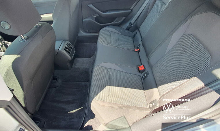 asientos traseros Volkswagen Arteon