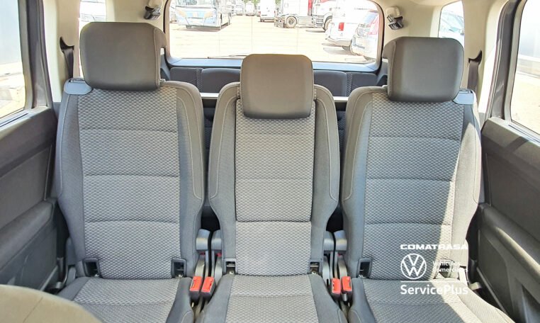 7 asientos Volkswagen Touran Advance 150 CV