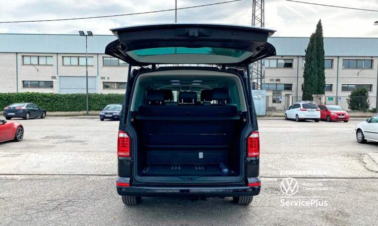 portón Volkswagen Multivan Premium DSG