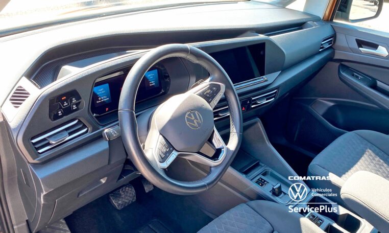 interior Volkswagen Caddy Life DSG de segunda mano