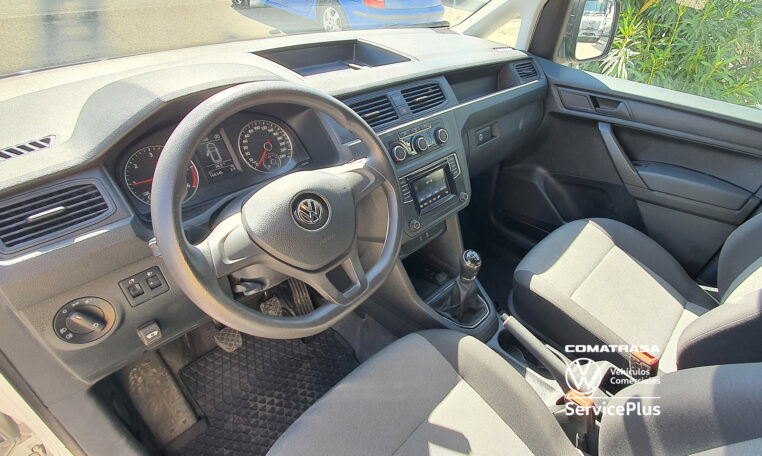 interior cabina Volkswagen Caddy Pro 4Motion
