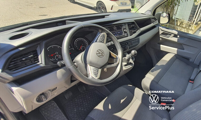 interior Volkswagen Caravelle