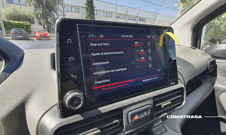 pantalla táctil Peugeot Rifter