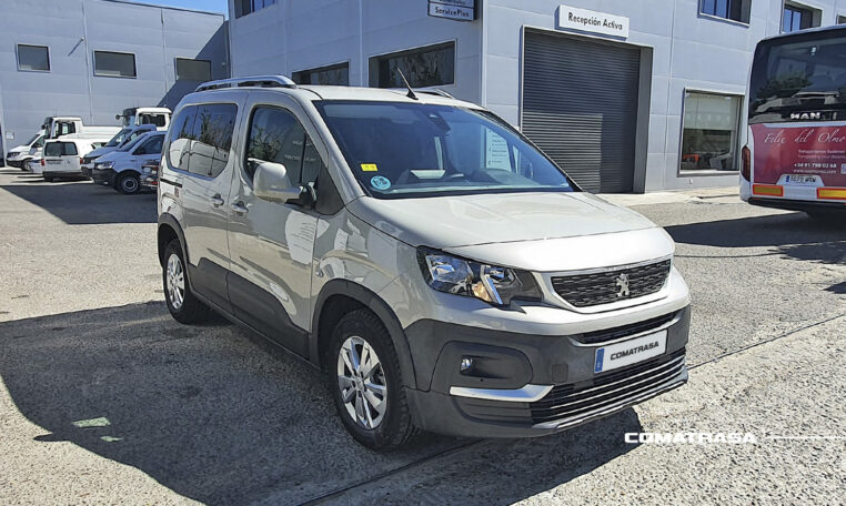 Peugeot Rifter NAV+ de segunda mano