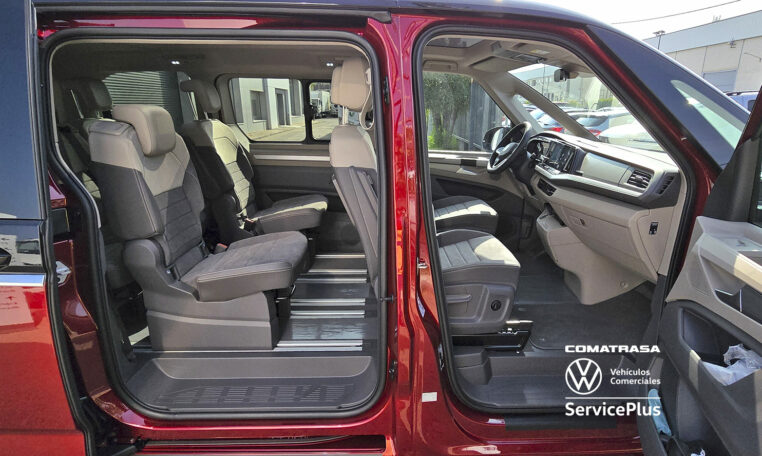 lateral derecho Volkswagen Multivan Life 2.0 TDi 150 CV DSG