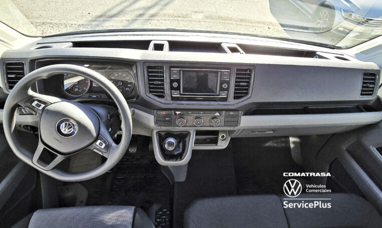 interior cabina Volkswagen Crafter 35 Carrozado