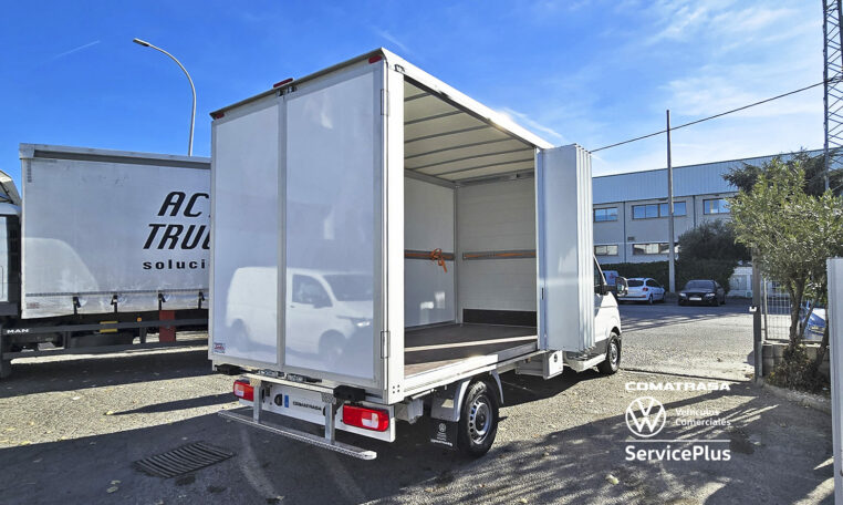 Volkswagen Crafter 35 lateral abierto