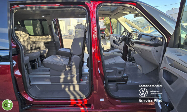 lateral derecho nuevo Volkswagen Multivan Life BL 2025