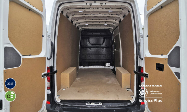 zona de carga Volkswagen Crafter 35 L3H3