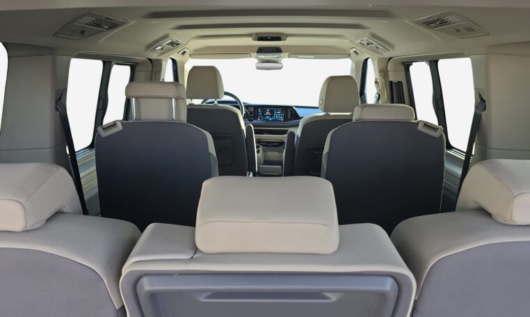 Volkswagen Multivan 7 plazas 2025