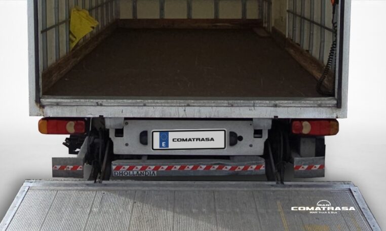 zona de carga MAN TGE 3.140 Carrozado con Trampilla Dhollandia