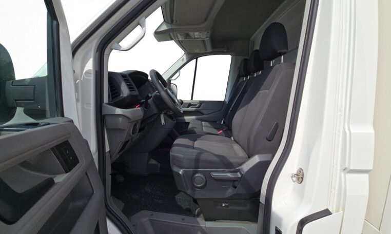 asiento conductor MAN TGE 3.140 Carrozado con Trampilla Dhollandia