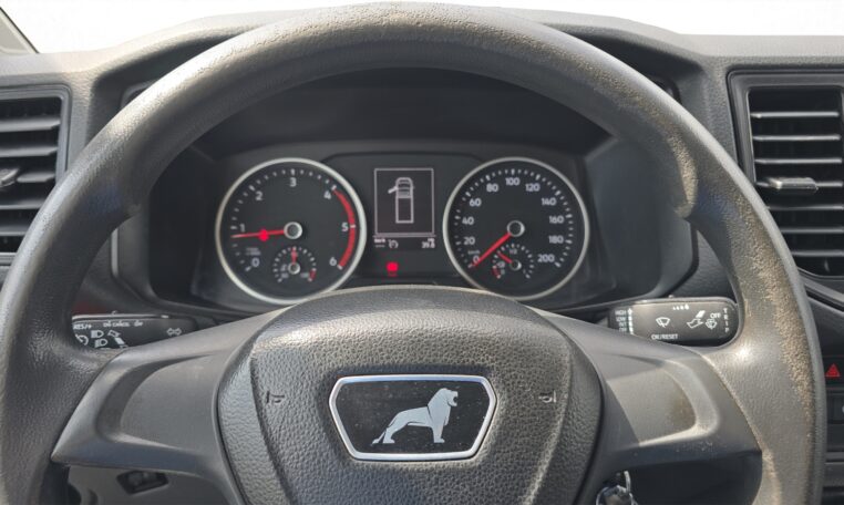 volante MAN TGE 3.140 Carrozado con Trampilla Dhollandia