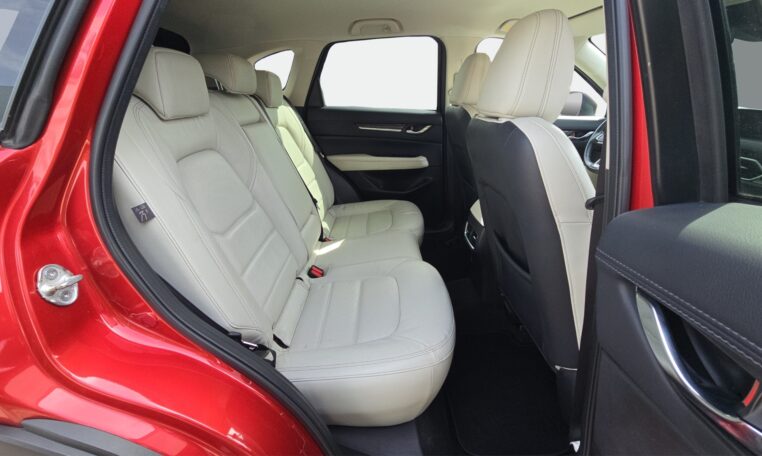 tapicería cuero Mazda CX-5 Zenith