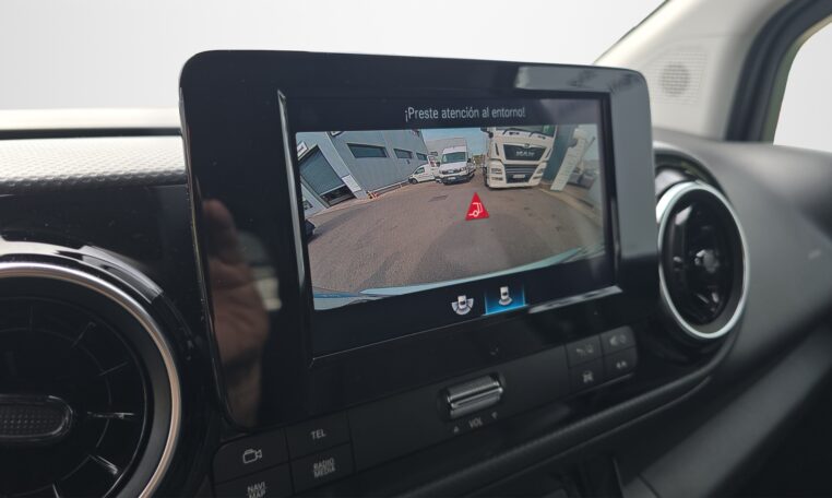 pantalla Mercedes-Benz Clase T 180