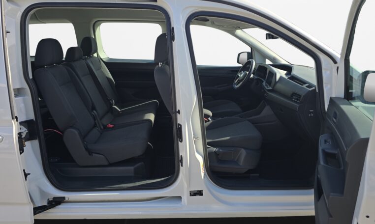lateral derecho Volkswagen Caddy Maxi Origin 1.5 TSI 116 CV DSG