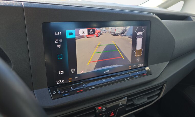 pantalla central Volkswagen Caddy Maxi Origin 1.5 TSI 116 CV DSG