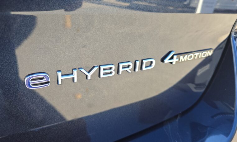 Multivan eHybrid 4Motion