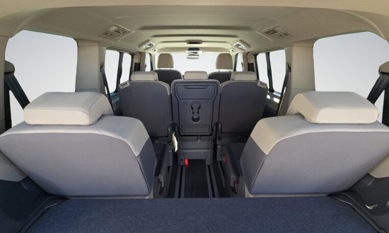 habitáculo Volkswagen Multivan 1.5 eHybrid 245 CV DSG 4MO (PHEV)